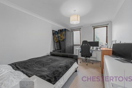 3 bedroom flat to rent - Photo 5
