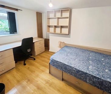 7 bedroom house to rent Ashville Road, Leeds, West Yorkshire, LS6 - Photo 5