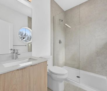 13516 115 Avenue — 8 - Photo 1