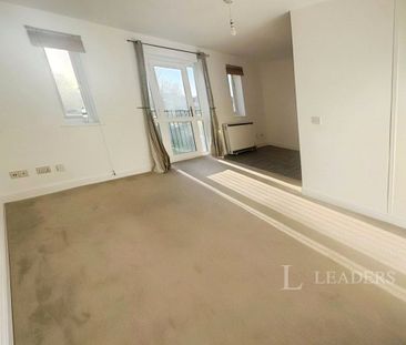 apartment to rent Apollo Way, Cambridge, Cambridgeshire, CB4 - Photo 5