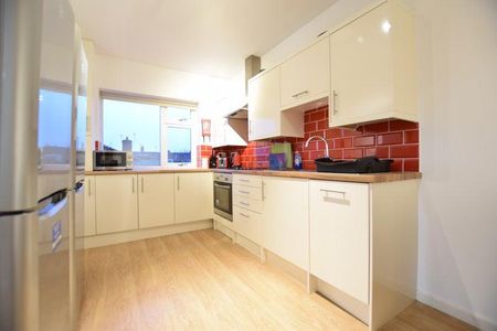 1 bedroom terraced house to rent - Photo 4