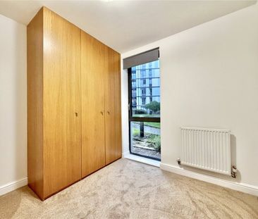 2 Joslin Avenue, London, NW9 - Photo 4