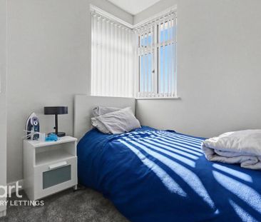 3 bedroom semi-detached house to rent - Photo 4