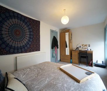 39 Hill Street - Photo 4