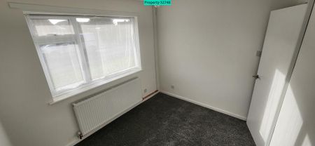 2 bedroom bungalow to rent - Photo 2