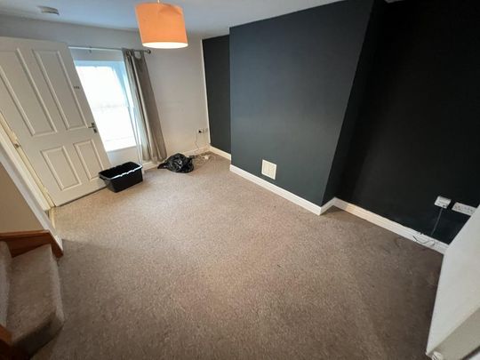 2 bedroom house to rent - Photo 1