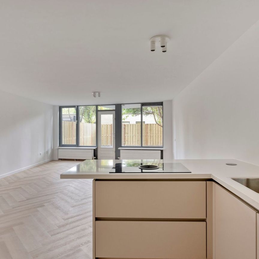 Appartement te huur: Berlaarstraat 71 1066 PK Amsterdam - Photo 1