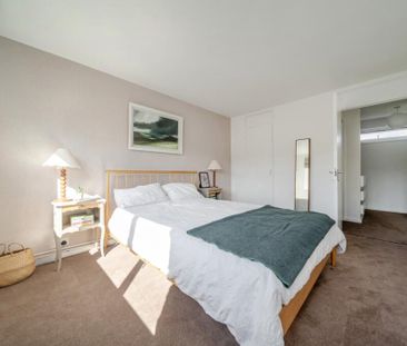 2 Bed Terraced House, Deventer Crescent, SE22 - Photo 5