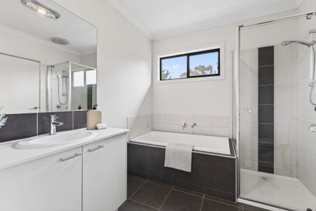 Thinking of selling? Contact our agent - Photo 5