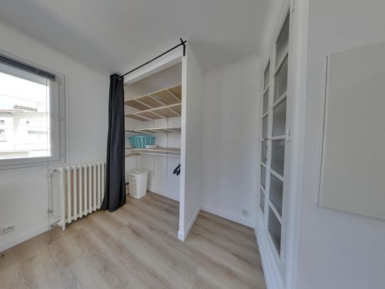 T4 à l'etage d'une maison avec balcon, cave et cour privative, - Photo 1