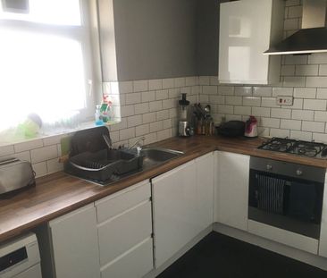 Room in a Shared House, Newmill House, E3 - Photo 3