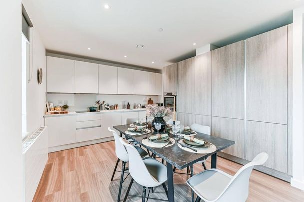 3 bedroom flat to rent - Photo 1