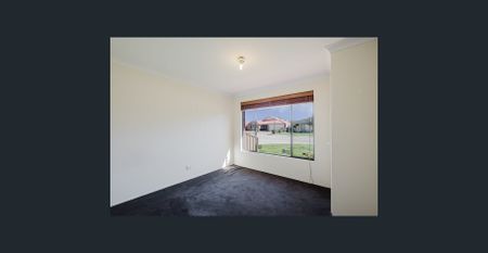 Low Maintenance Living in a Prime Canning Vale Location - Photo 3