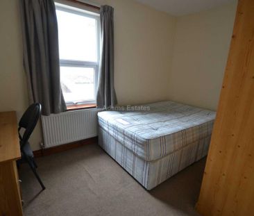 4 bedroom terraced house to rent - Photo 4