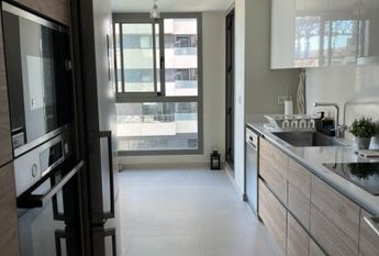 valencia, Valencian Community 46013