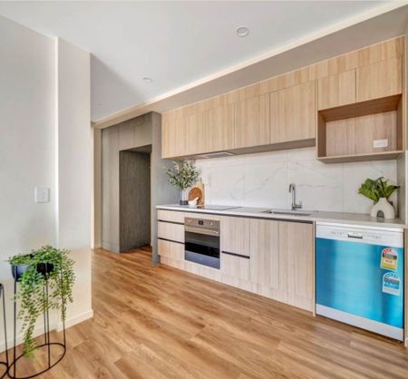 Specious 2beds apartment in flat bush - Photo 5