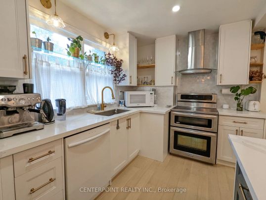 Detached Home For Lease | N9235799 - Photo 1