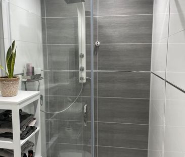 Helle, kernsanierte 1,5-Zimmer-Wohnung (39 m²) – voll möbliert - Foto 1