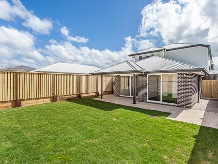 1/87 Carlingford Circuit, Warner QLD 4500 - Townhouse For Rent - $630 | Domain - Photo 2