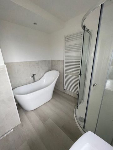 205 Bridge Street, Portadown, Craigavon, BT63 5AR - Photo 2