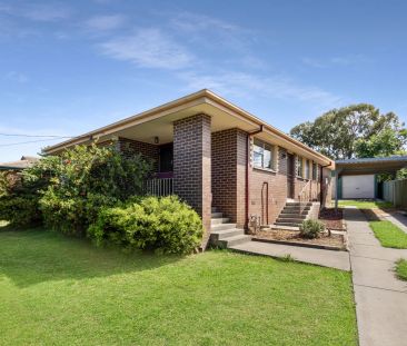 Charming Family Home in California Gully - Photo 3