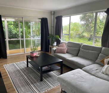 Solid Cozy Home in Hillcrest - Photo 2