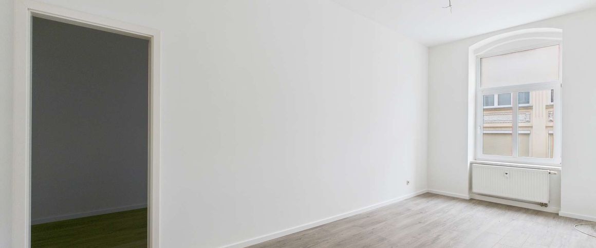 Zentrumsnahe 3-Raum Wohnung mit Balkon und hochwertiger Küche - Foto 1