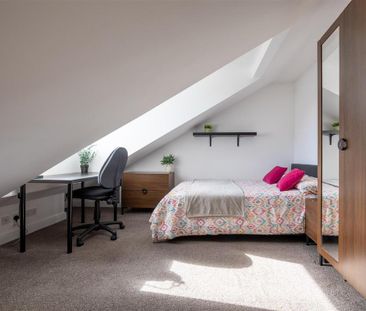 5 bedroom private hall to rent - Photo 3