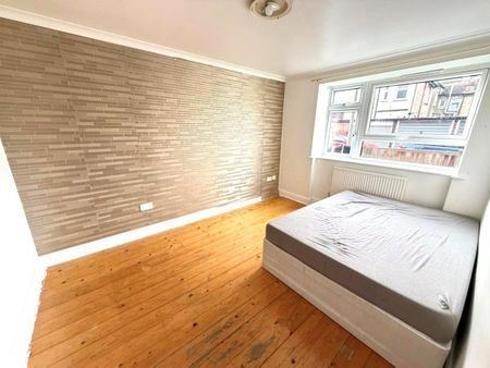 Oldegate House, East Ham E6, Property for rent - Photo 3