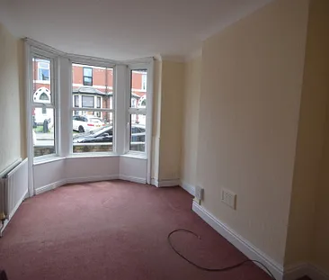 To Let 1 Bed Ground Floor Flat - Photo 2