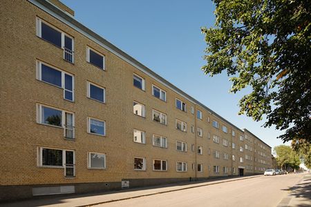 Västra Åsgatan 19, Eskilstuna - Photo 2