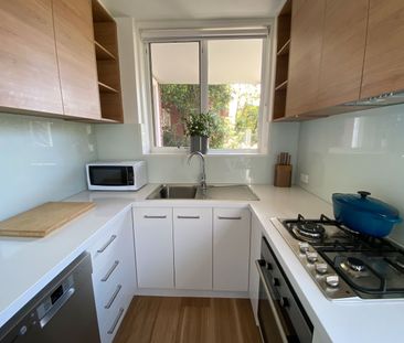 1/27 Powlett Street, East Melbourne VIC 3002 - Apartment For Rent |... - Photo 4