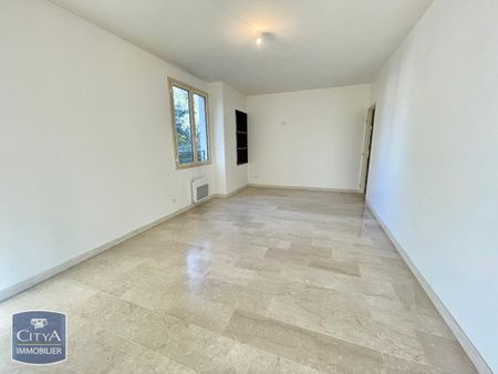 Location Appartement 2 pièces 53m² TASSIN LA DEMI LUNE 69160 - Photo 2