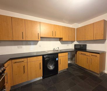 Millharbour, London, E14 9DT - Photo 2