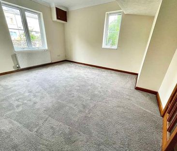 Railway Terrace, Sebastopol, Pontypool, NP4 - Photo 1