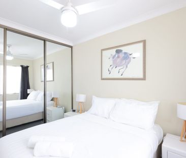 POPULAR LOCATION - FULLY FURNISHED - Photo 3