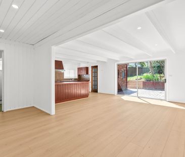 Spacious Home On A Quiet Leafy Street - Photo 1