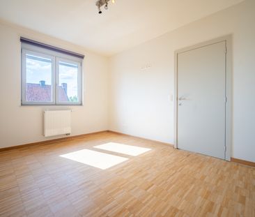 KRUISHOUTEM - Instapklaar 1-SLPK. appartement met terras én carport - Foto 2