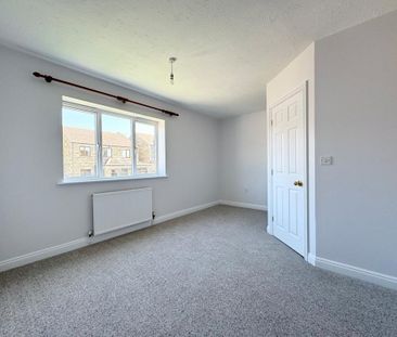 4 bedroom detached house to rent - Photo 6