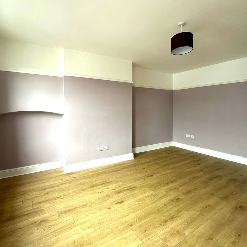Maisonette to rent on - Photo 1