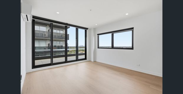 Skyline Living with Space, Style and Unmatched Convenience - Photo 1