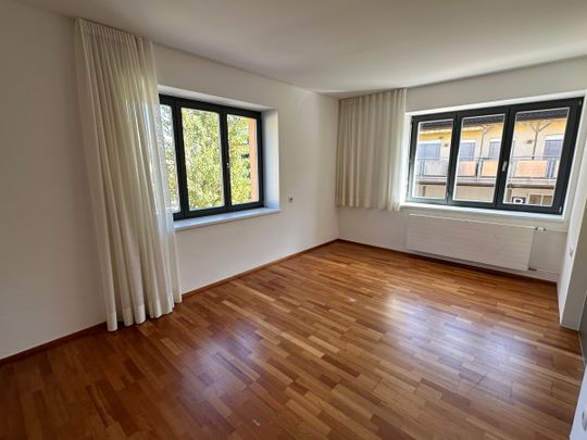 Im Zentrum von Dornbirn! Helle, sehr schöne Bürofläche - auch als 4,5-Zimmer-Wohnung nutzbar - Foto 1