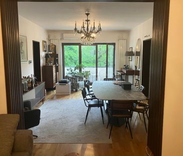Beautiful Three-Bedroom Flat in Villa with Shared Garden - Cotroceni - Fotografie 6