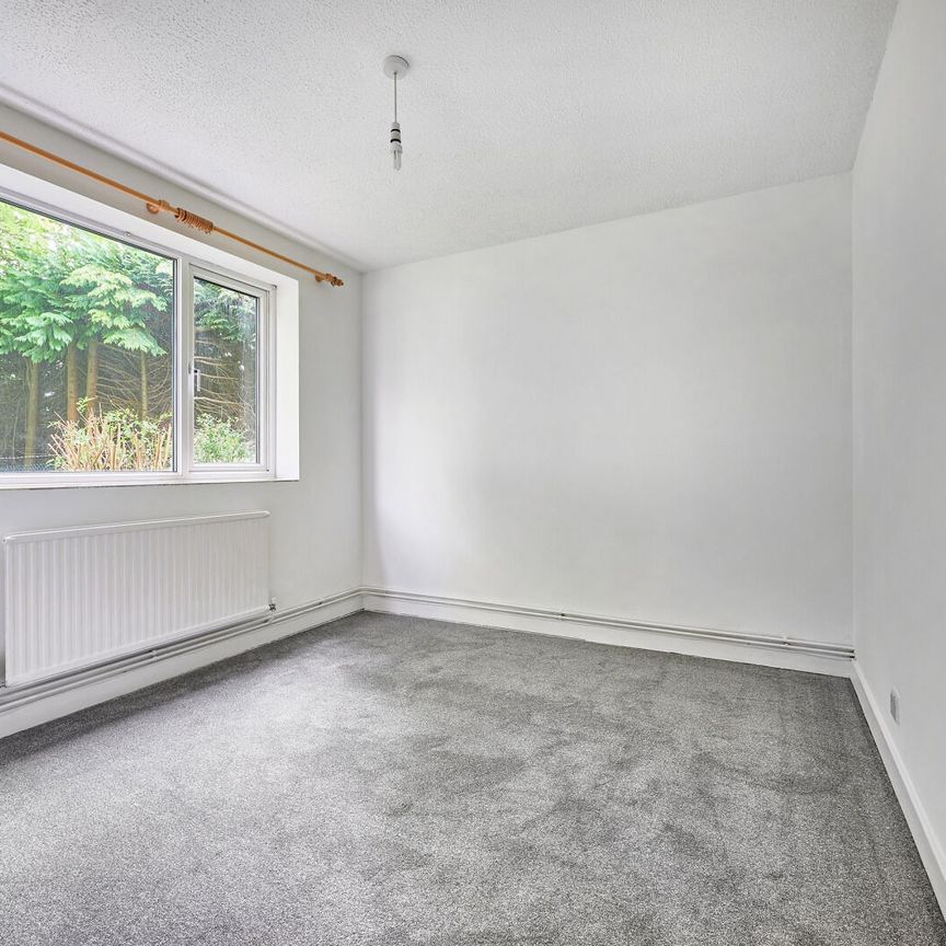 Available unfurnished from 20/06/2025 - Photo 1