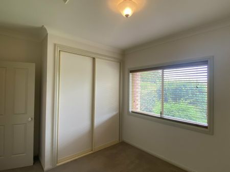 Family-Friendly Home for Rent in Dubbo - Photo 2
