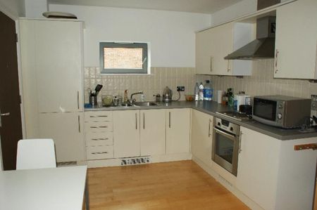 1 bedroom flat to rent - Photo 3