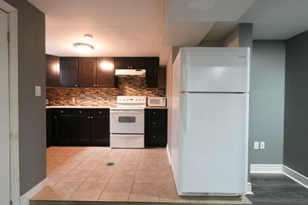 For Lease - 36 Lansing Square, Brampton, Ontario - Photo 2