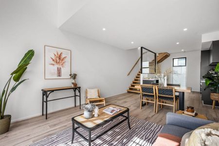 Stylish Terrace Home in the Heart of Tonsley Innovation Precinct - Photo 2