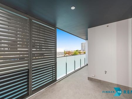 604/3 Kintail Road, Applecross - Photo 4