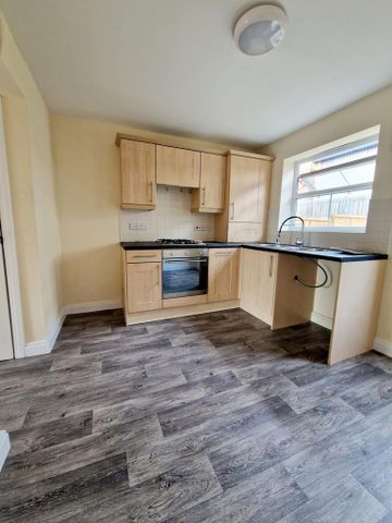 2 bedroom terraced house to rent - Photo 5